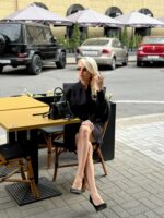 Платье-жакет с разрезом на плече