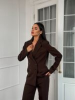 Костюм жакет двубортный брюки прямые