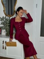 Костюм жакет с баской и юбка миди